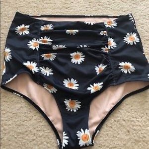 Kortni Jeane Black Daisy Bottoms